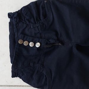 New beautiful Black skinny jeans